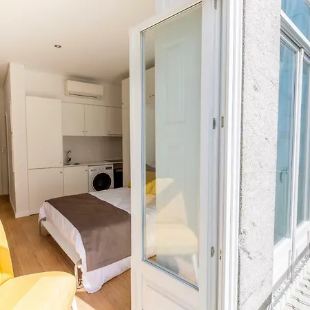 דירה Downtown Mouzinho Apts *