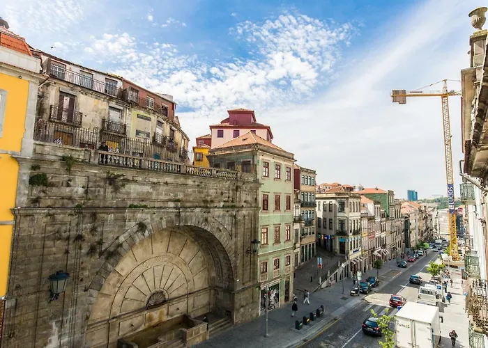 Downtown Mouzinho Apts *