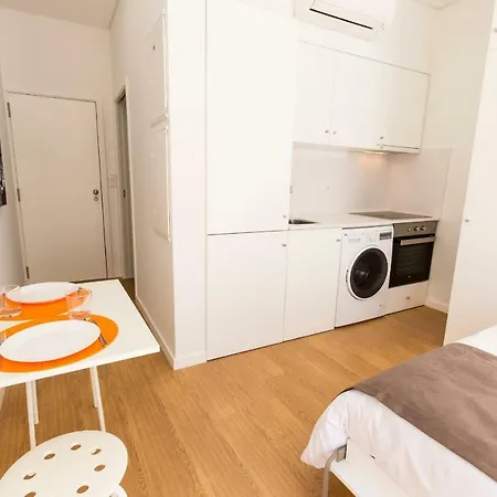 Downtown Mouzinho Apts بورتو